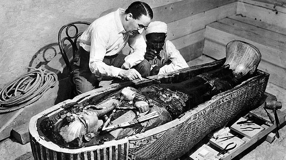 Howard Carter der opdagede Tut Ankh Amons grav i 1922, og ikke var blandt de 11 der døde efter opdagelsen